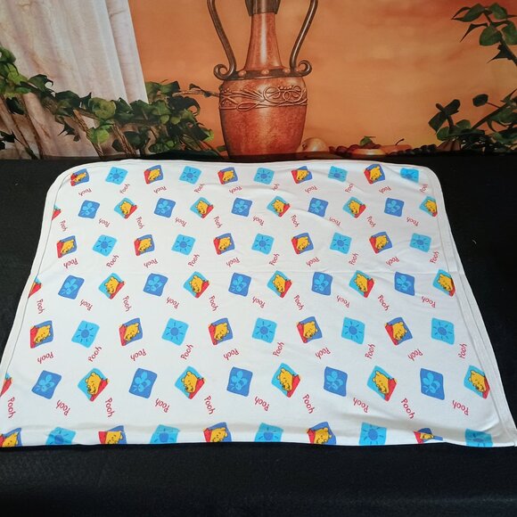 VGUC: Bundle Winnie the Pooh Vintage & Gerber Baby Receiving Blankets - Picture 3 of 6